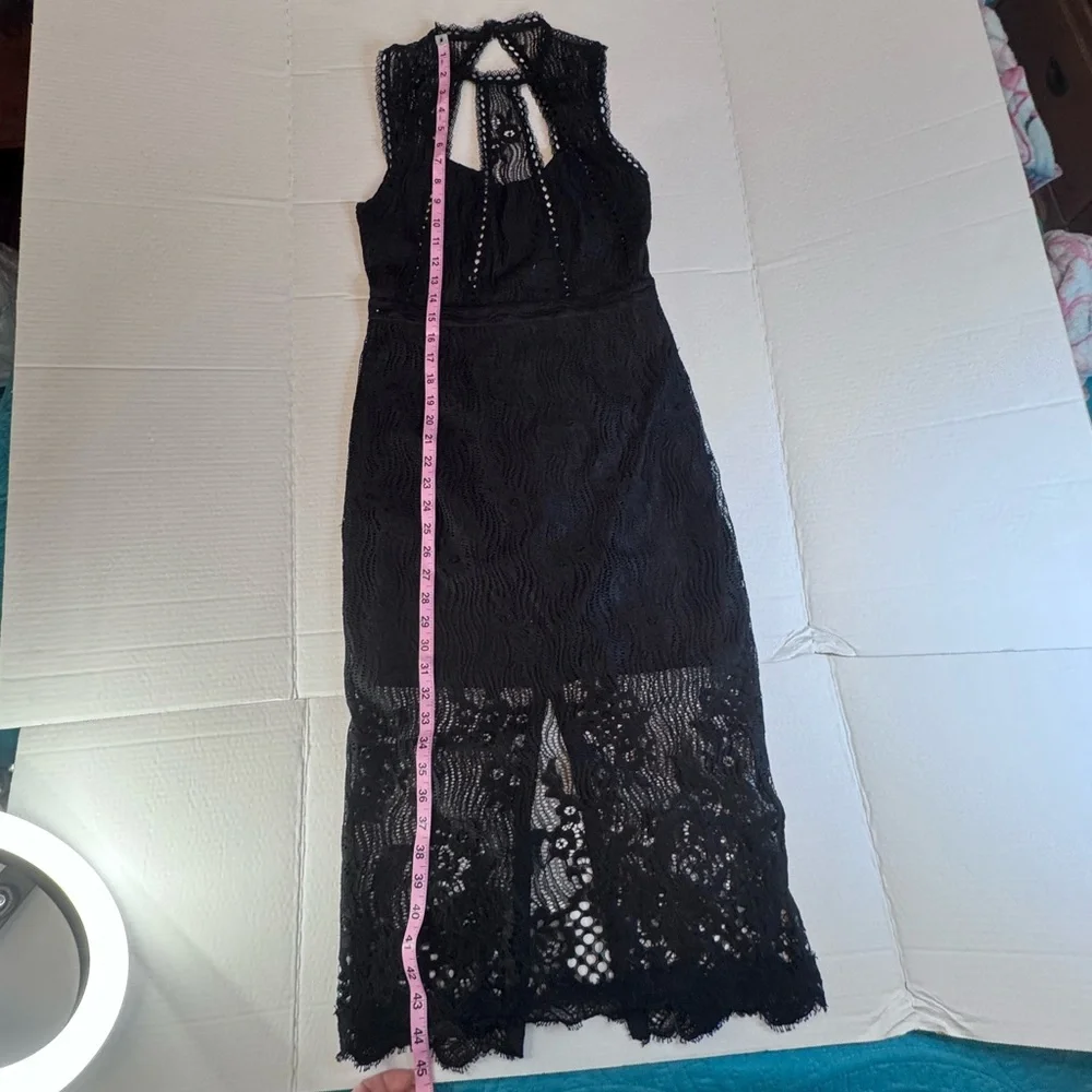 Alexia Black Lace Open Back Midi Dress – Size M - Picture 10 of 15